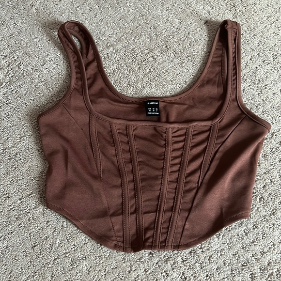 Brown crop top, good shape never been worn. Not stretchy, V belly. - Picture 1 of 10